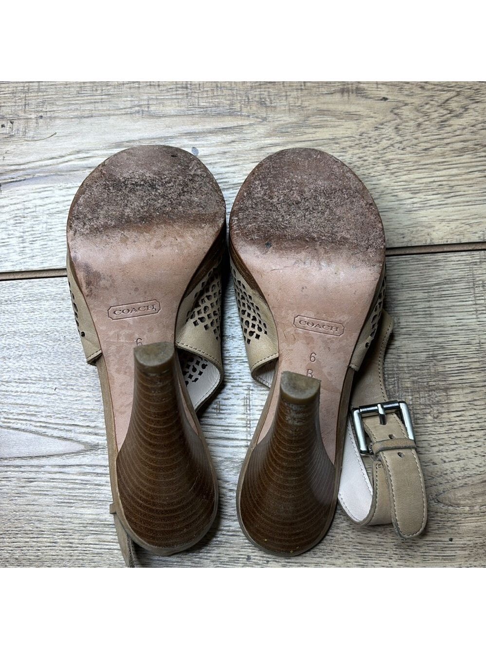 Women's Coach Tan Peep-Toe Sandals Size 6 - Picture 6 of 8